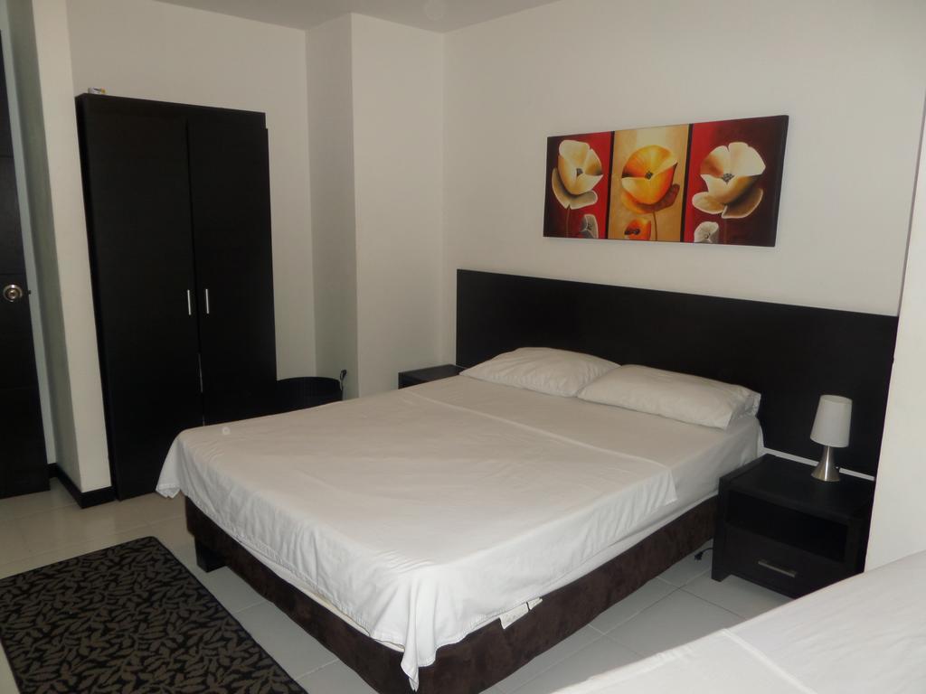 Apartasuites San Marcos كالي الغرفة الصورة